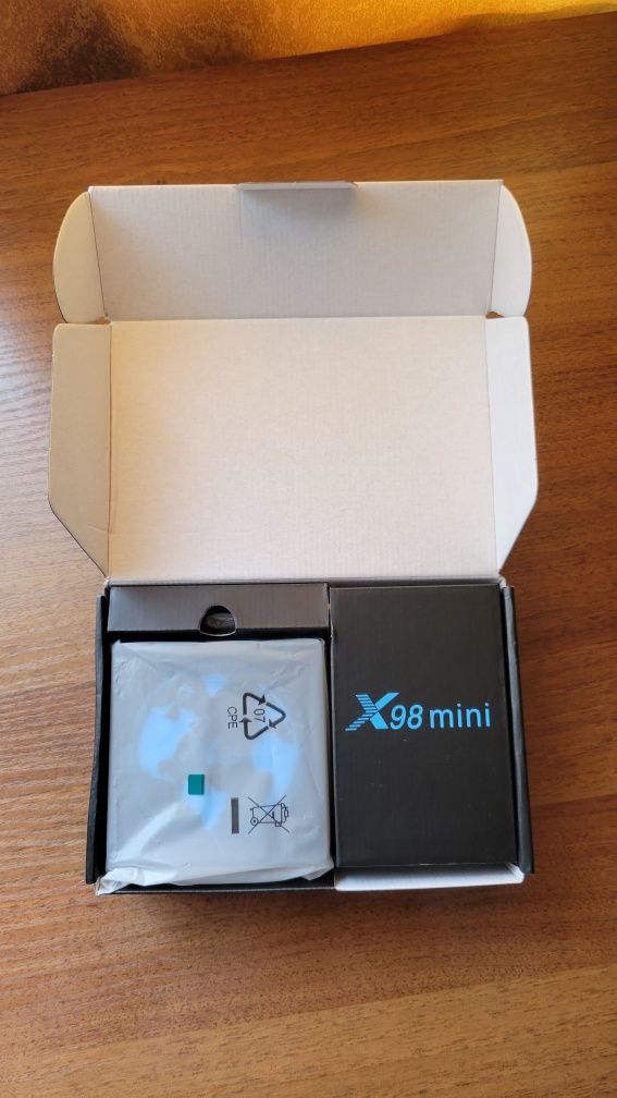 СМАРТ ТВ приставка X98 mini
