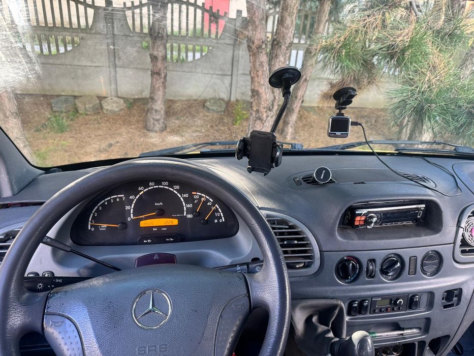 Autolaweta Mercedes Sprinter 7 osob dubel  najazd 2,2 klima