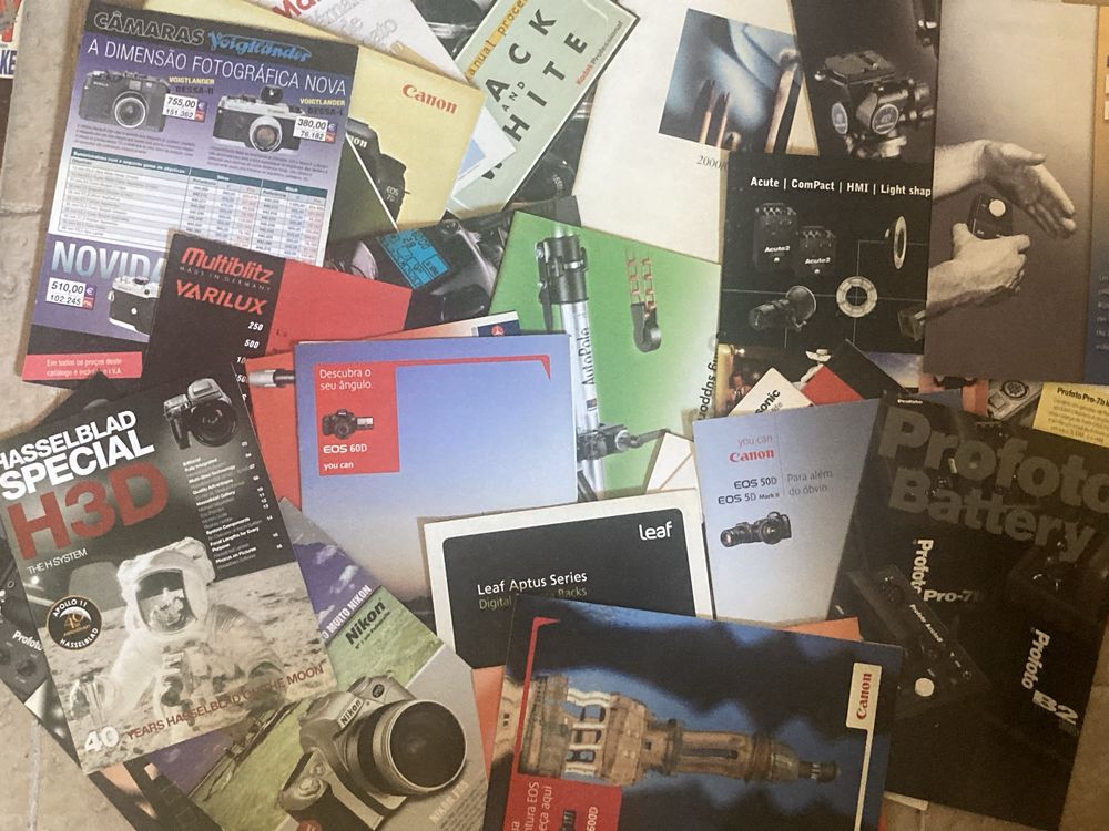 Fotografia Lote de catalogos e revistas