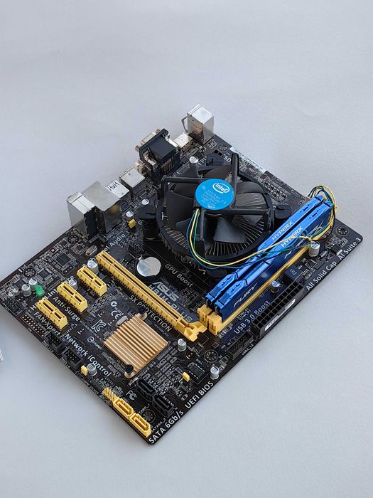 Комплект Asus H81M-Plus s1150 + Intel Core I5-4590 3.3 GHz + DDR3 8 GB