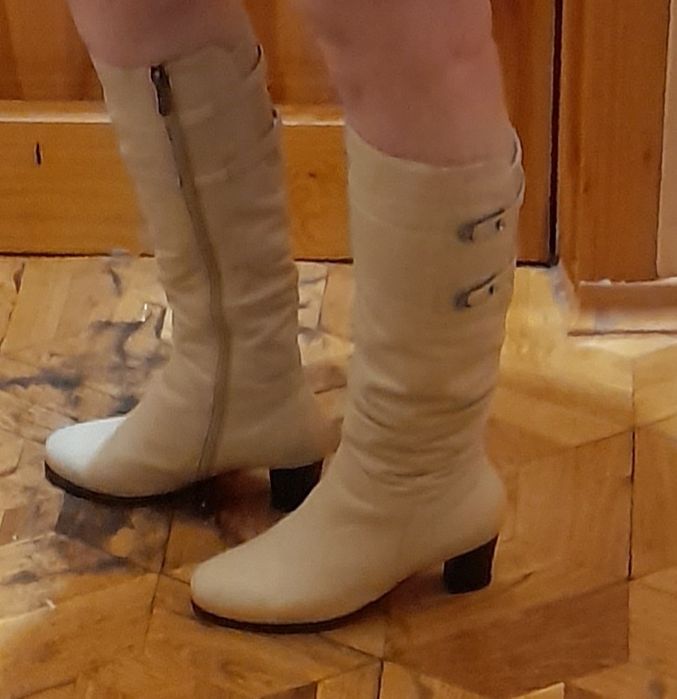 Чоботи жіночі 39 розмір.