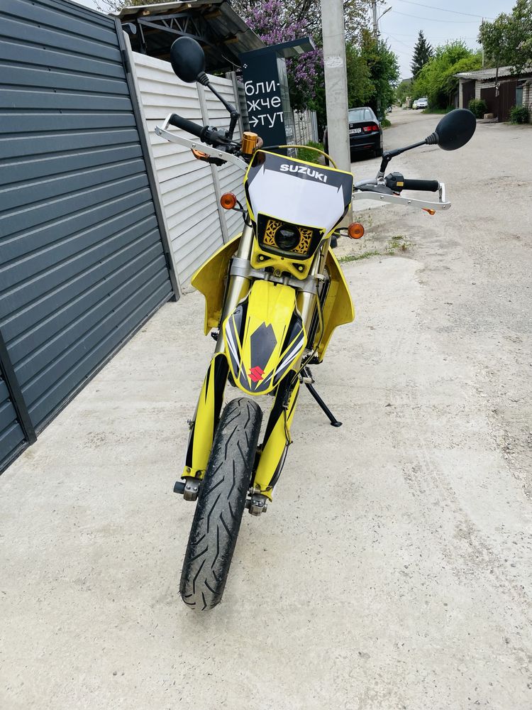Suzuki DRZ 400 SM