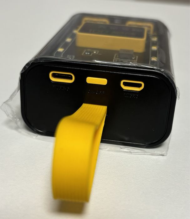 Повербанк 18650 tesla  10000mAh PowerBank