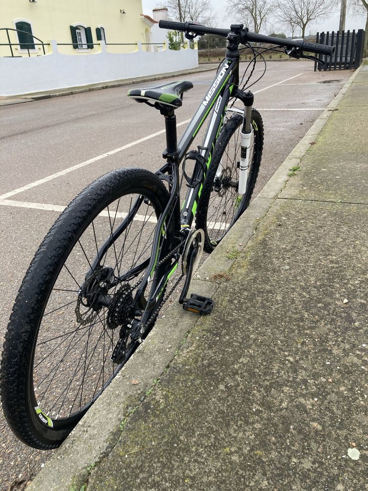 Bicileta Qüer roda 29