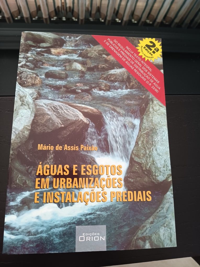 Livro Aguas e Esgotos em urbanizações e instalações prediais