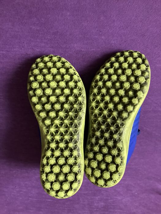 Buty do piłki rozm 32 kipsta