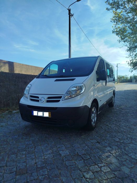 Nissan Primastar 2.0 dci 9 lugares