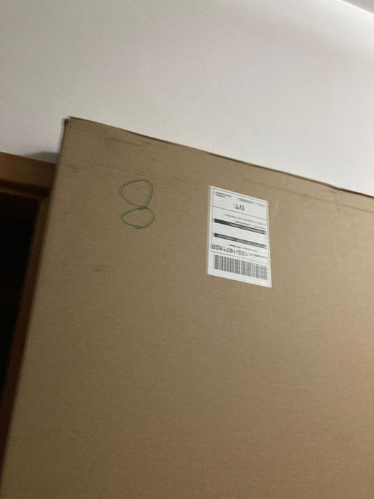 Caixa de armário nova ikea Pax