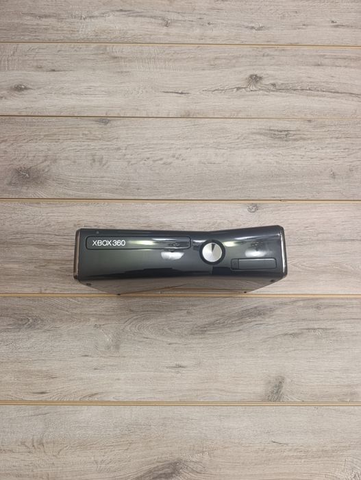 Консоль Microsoft Xbox 360 S 250GB Black Без Геймпада Б/У