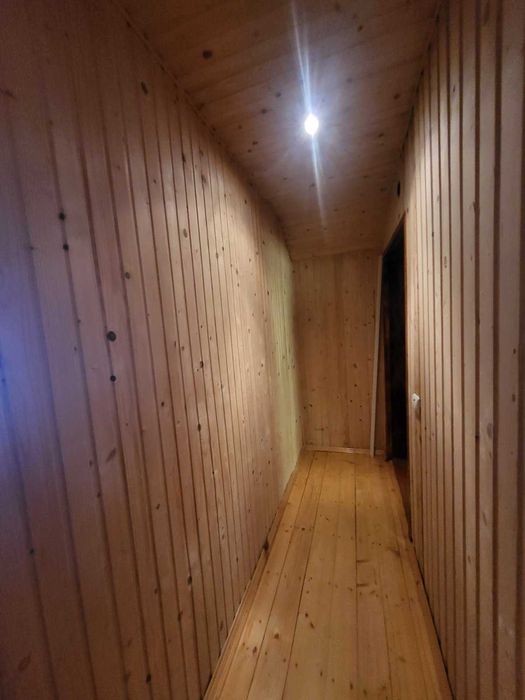 Продаж гарного будинку з земельною ділянкою в центрі Яремче!