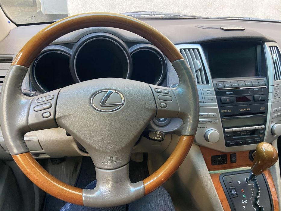 Продам Lexus RX350