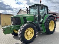Ciągnik John Deere 6530