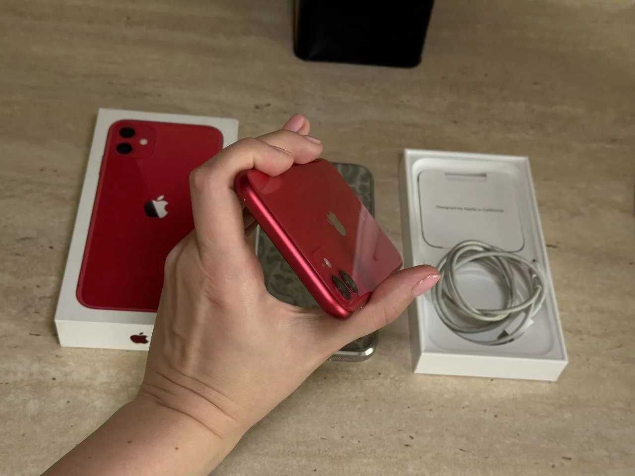 iphone 11 Product RED 100% батарея. Neverlock