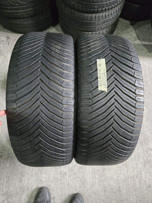 255/45R19 Michelin CrossClimate 2