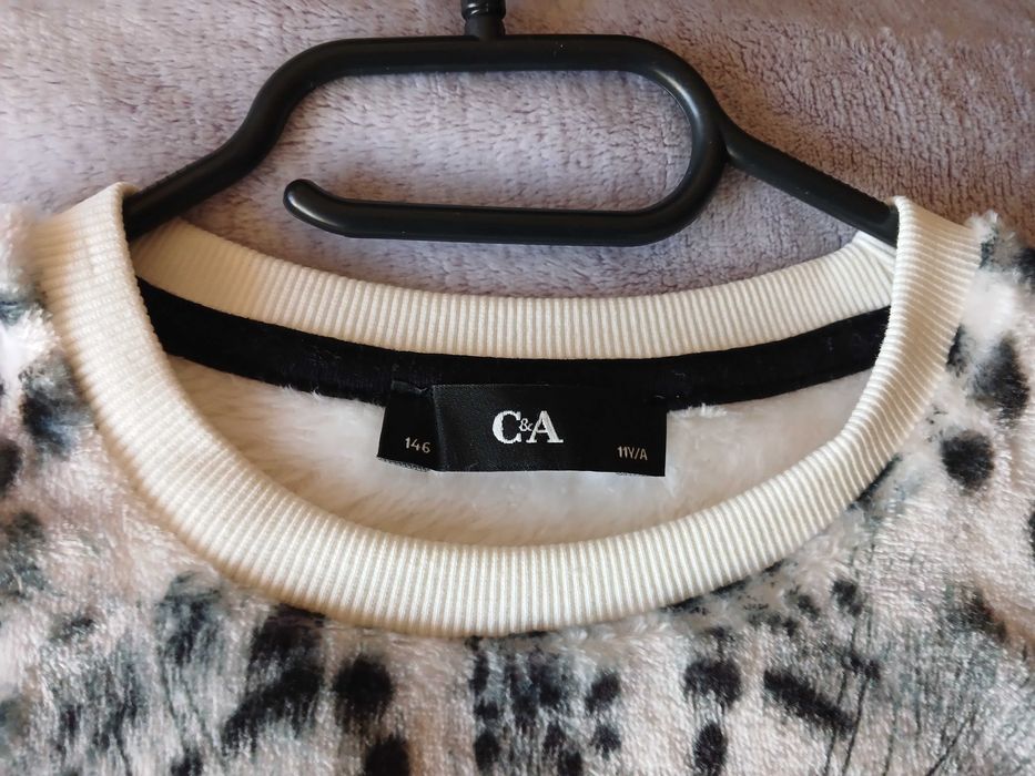 Новый свитшот c&a 146 р.