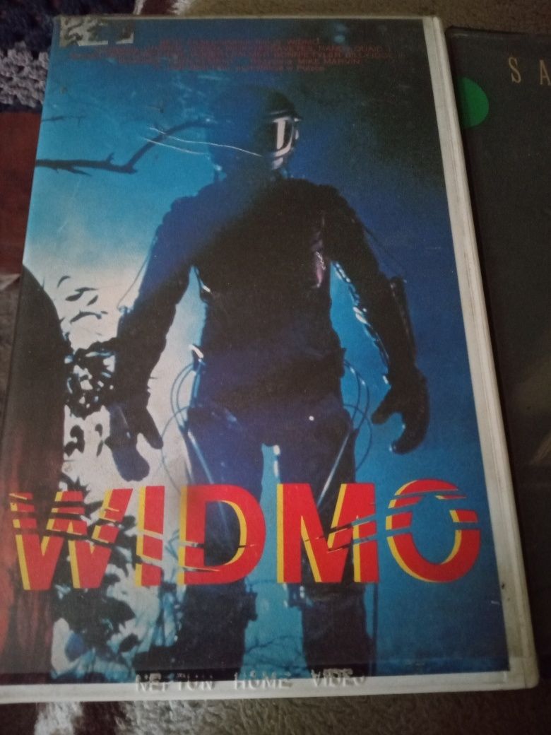 Sprzedam oryginalne 3 filmy na kasetach VHS