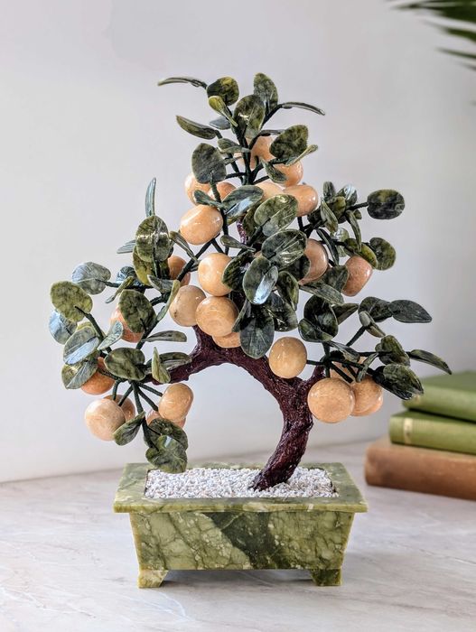 Drzewko cytrusowe bonsai wykonane z jadeitu kamienia