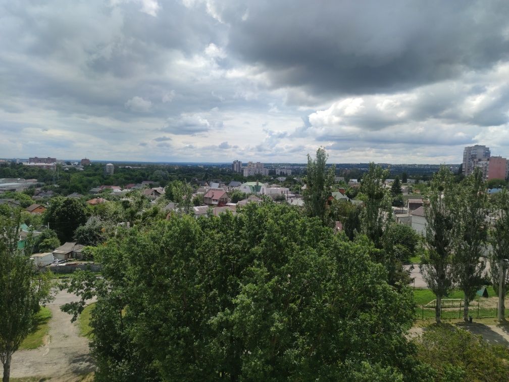 Продам светлую 4 к квартиру Залютино, м.Холодная гора, є-відновлення!