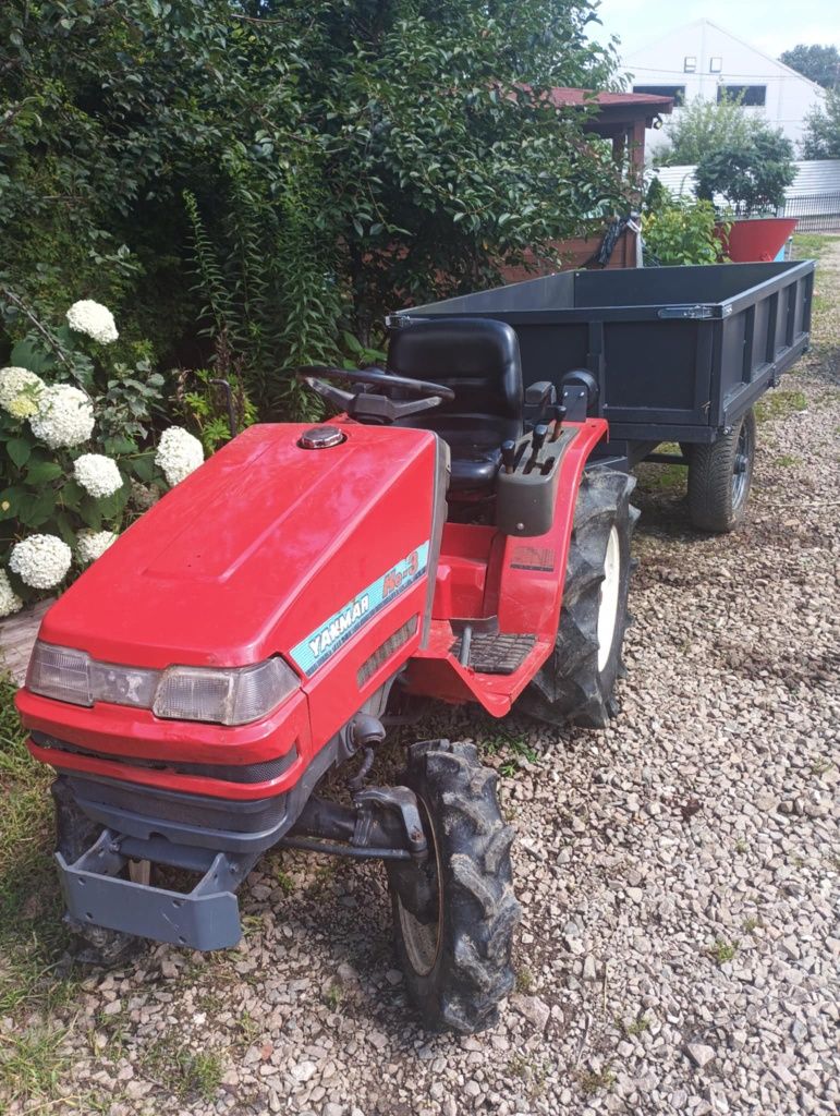 Traktor yanmar ke3