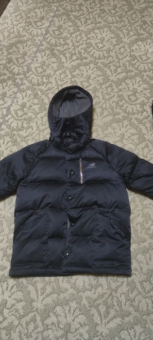 Пуховик new balance