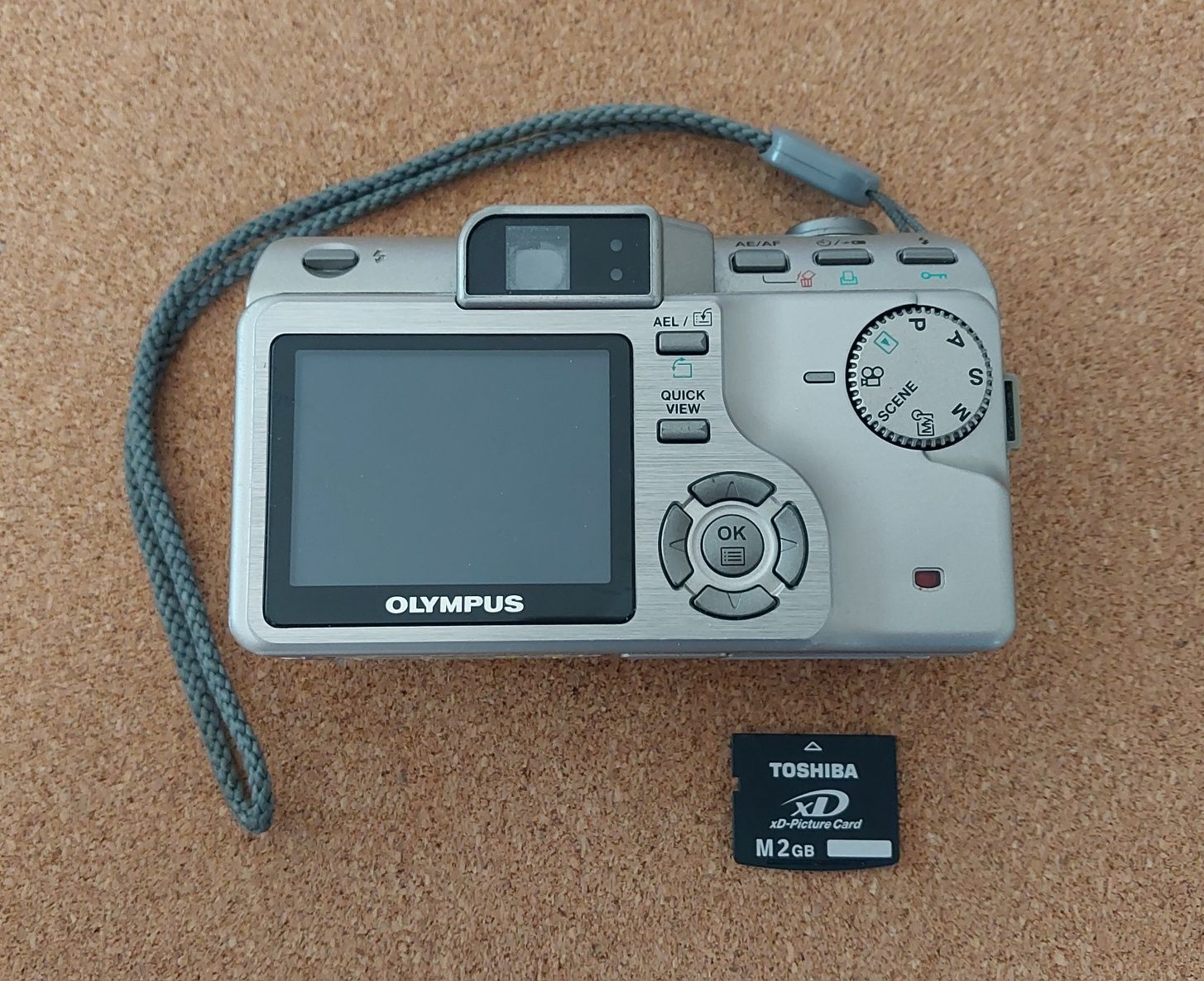 Aparat Olympus C-70 zoom + pokrowiec + ładowarki