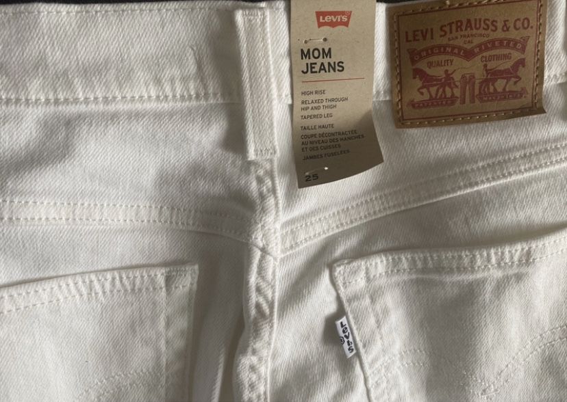 Spodnie Mom Jeans LEVI’S w25 kolor biały