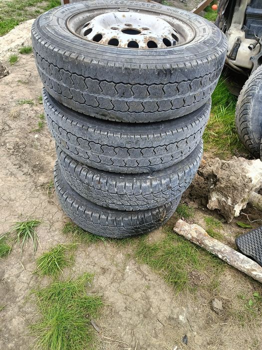 Шини диски резина колеса Mercedes Vito бус мінівен 5×112 R15