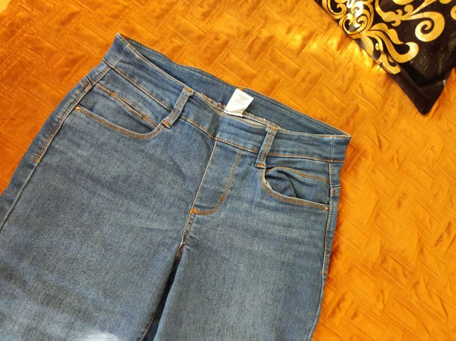 Spodnie dżinsowe damskie r. S