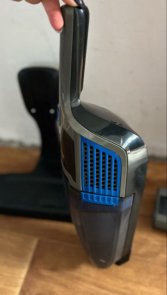 Odkurzacz pionowy Turbohybrid
