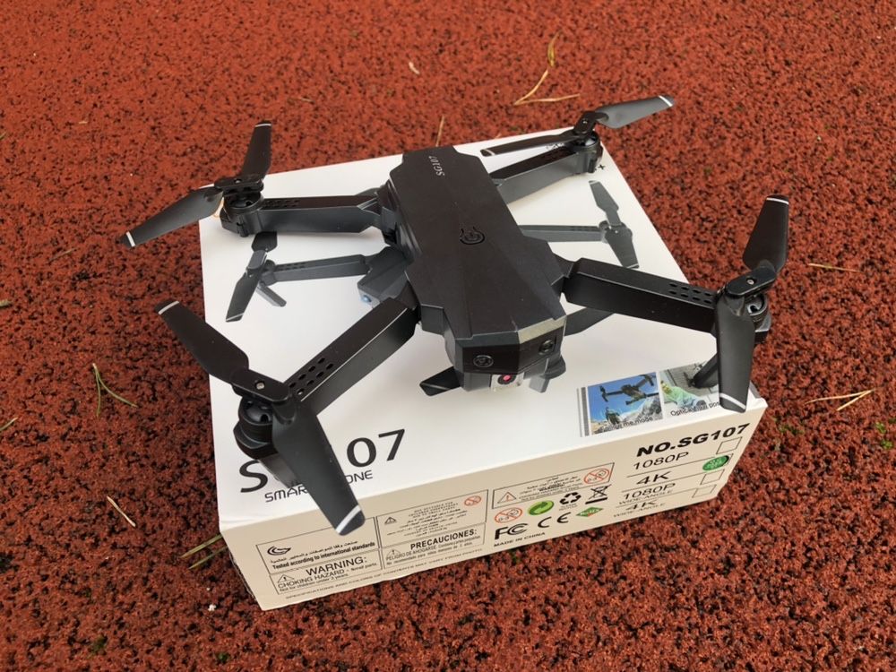 NOWY multimedialny dron z kamerą 4K + akcesoria!