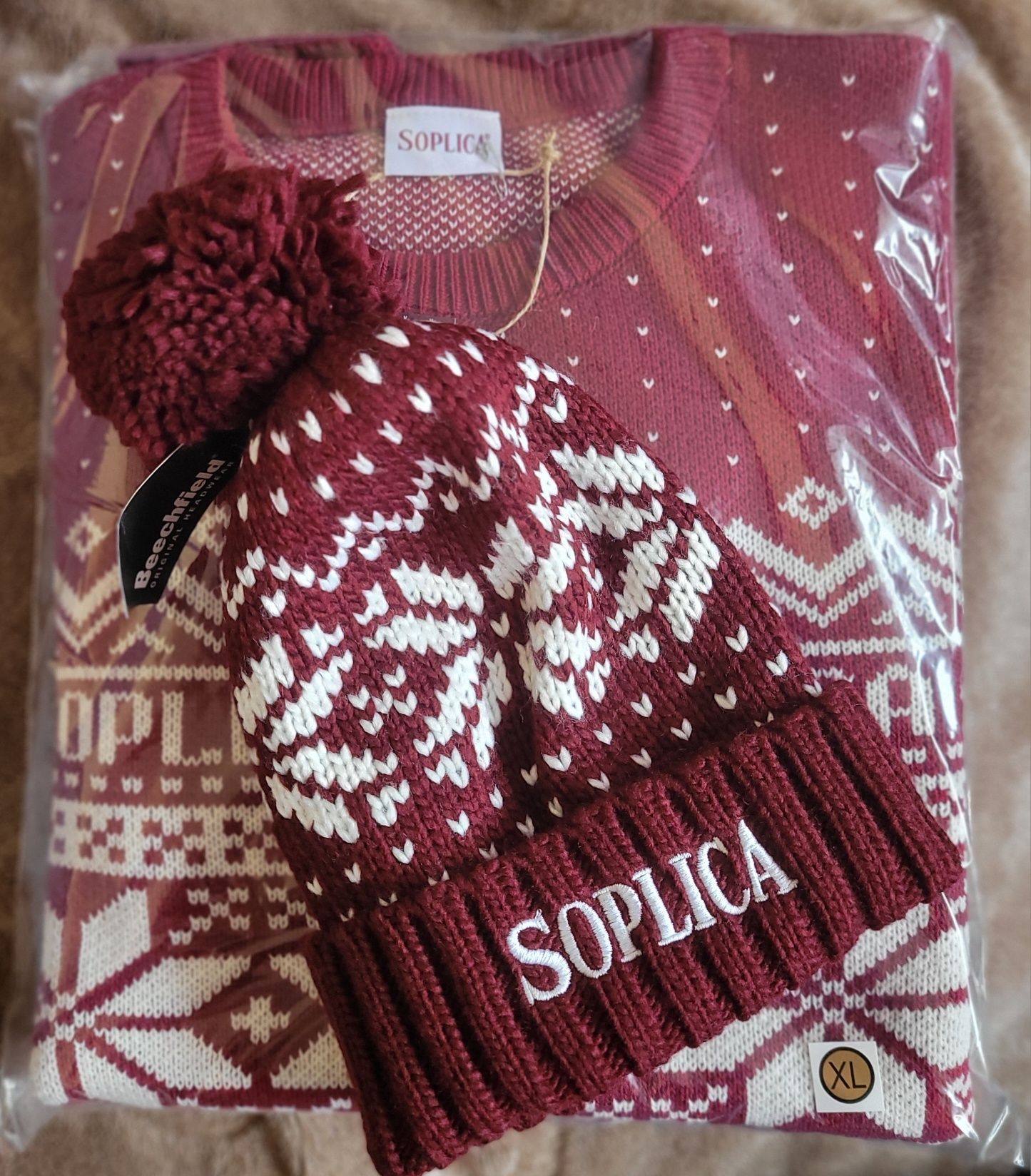 Zestaw zimowy Soplica sweter XL plus 2 czapki