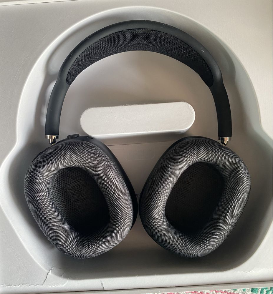 AirPods Max Space grey