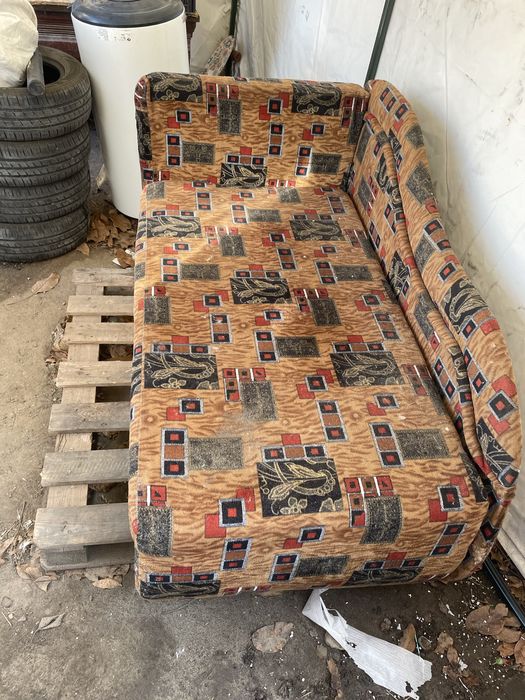 Продам диван малютка