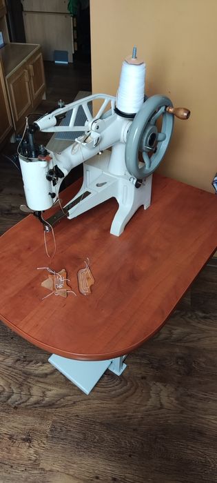Maszyna szewska łaciarka GB 2972
