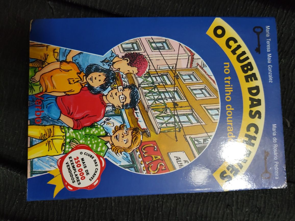 Livros da coleção O clube das Chaves