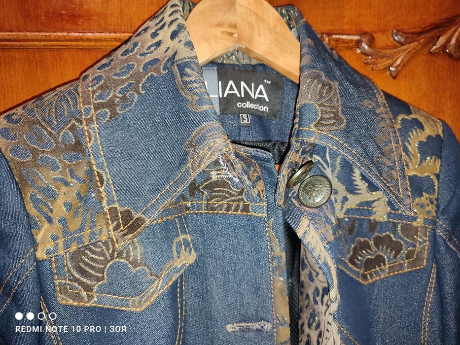 Шикарне джинсове пальто