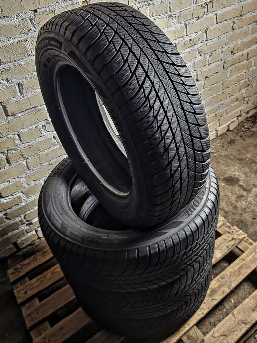 Зимові 225/60r18 Bridgestone | 7mm | 2023 | Преміум шини | Ідеальні