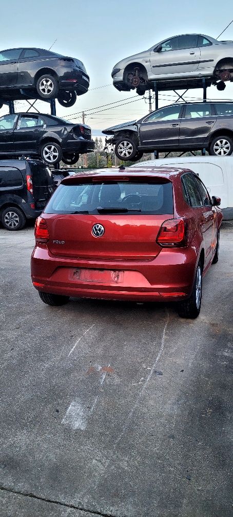 Volkswagen polo 1.0 tsi 2015