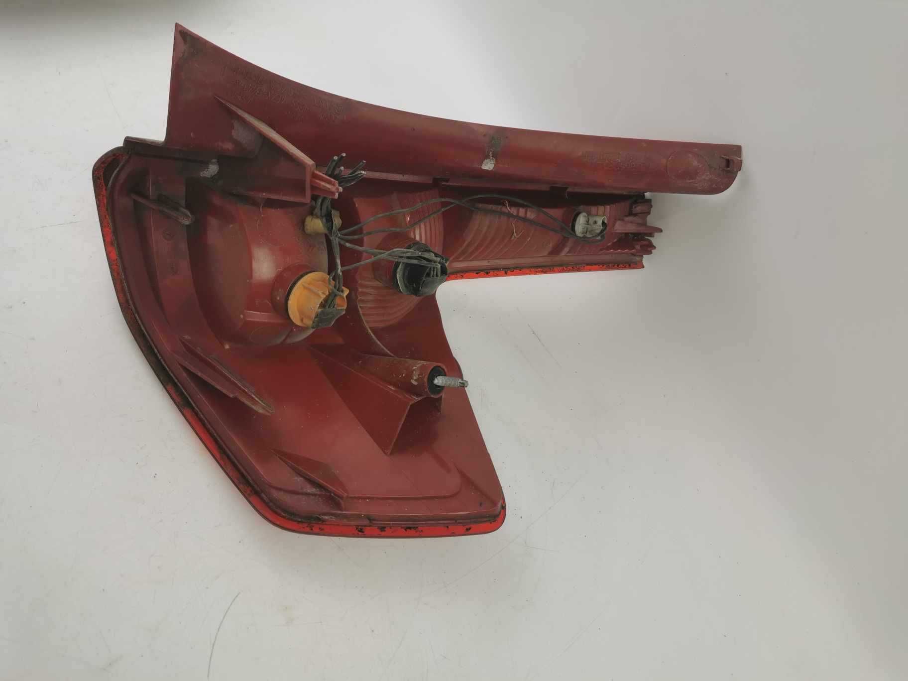 Lampa lewa Citroen C4 tylna tył 04-10