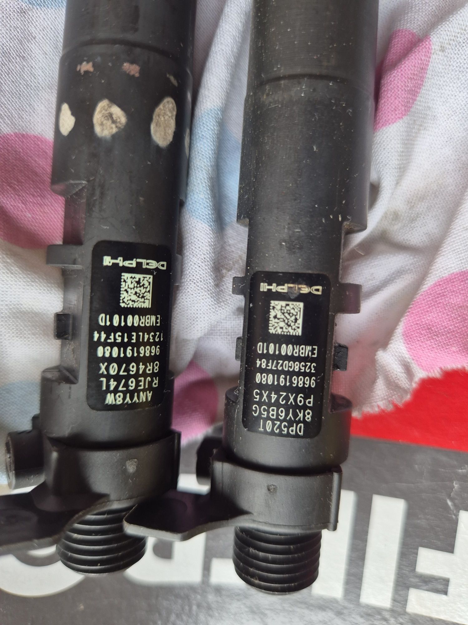 Wtryskiwacz wtrysk ford 2.0 tdci  embr00101d