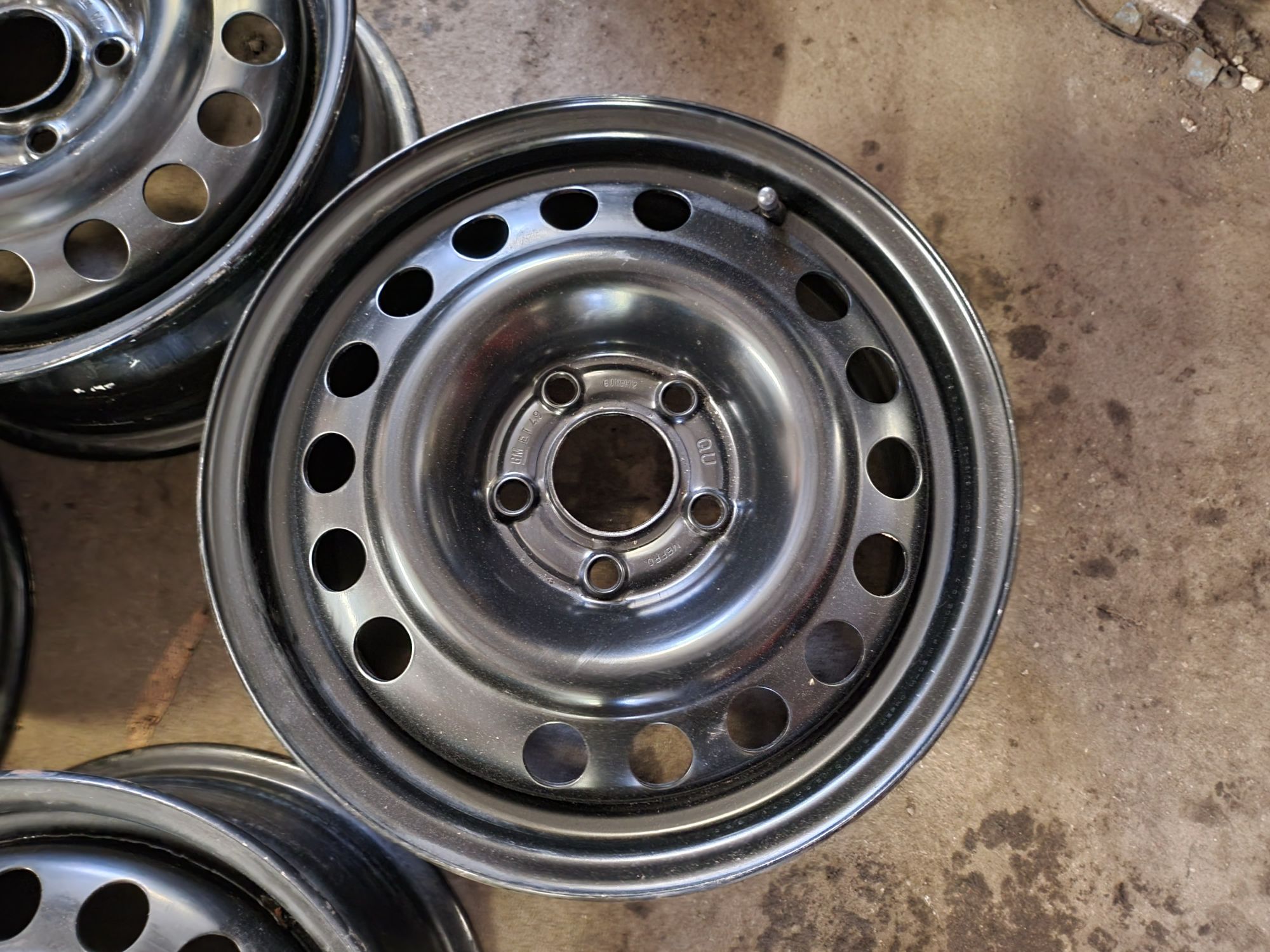 Nowe felgi 15 Saab Opel Vectra Combo Zafira Astra 5x110 ET49