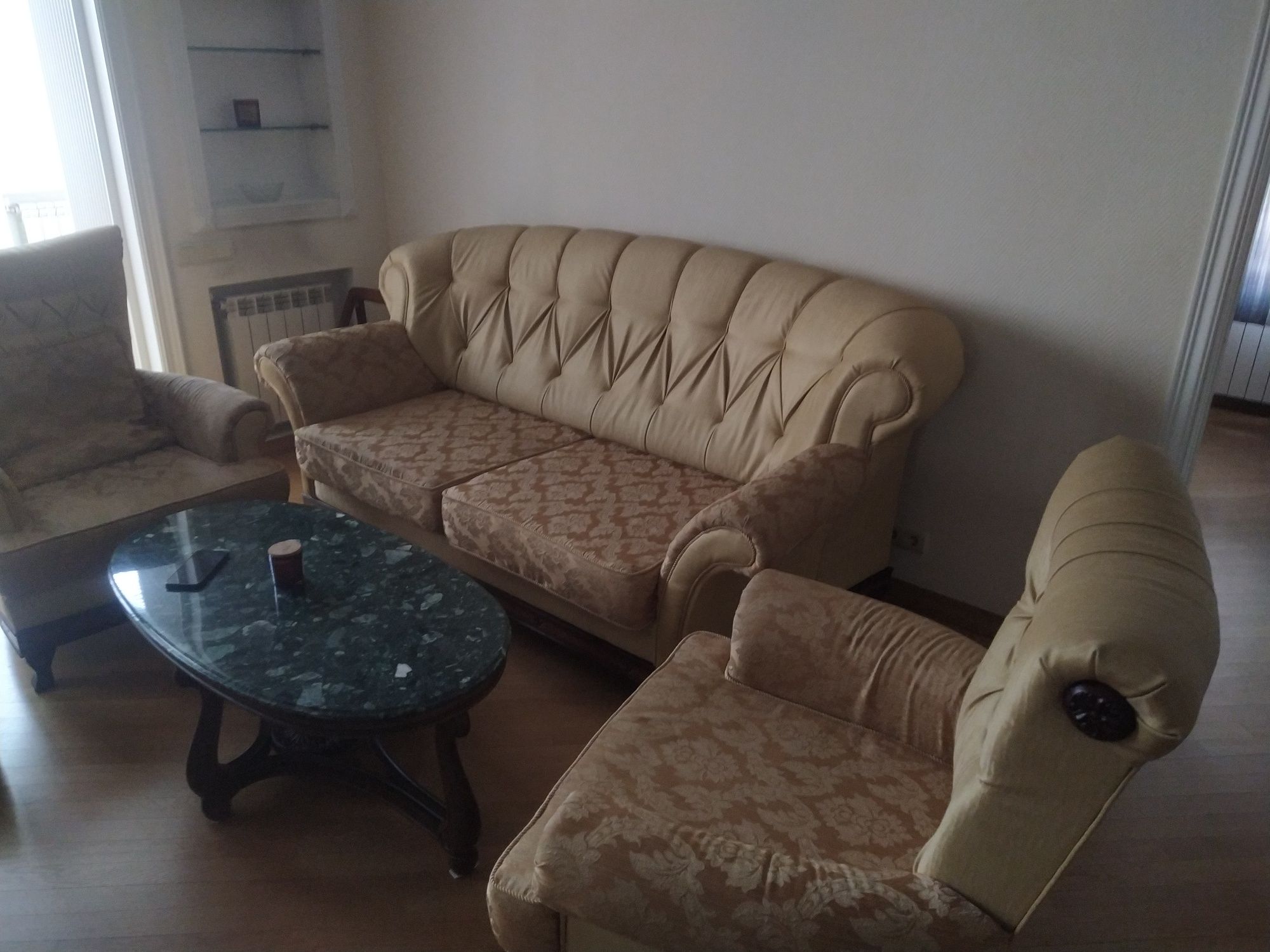 Мягкий уголок, кровать, кресло итальянского качества