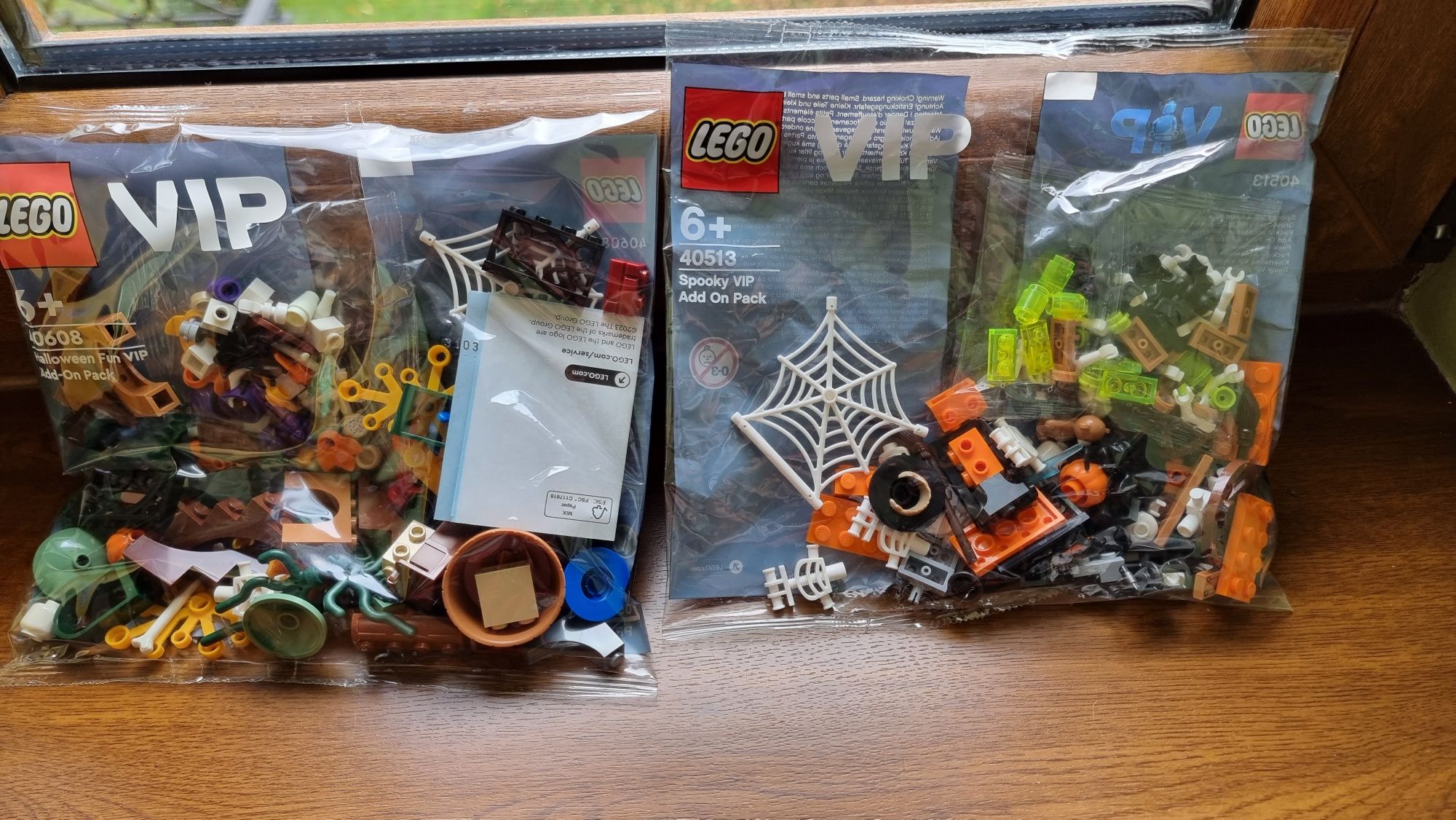 Lego 40608 plus lego 40513 Halloween