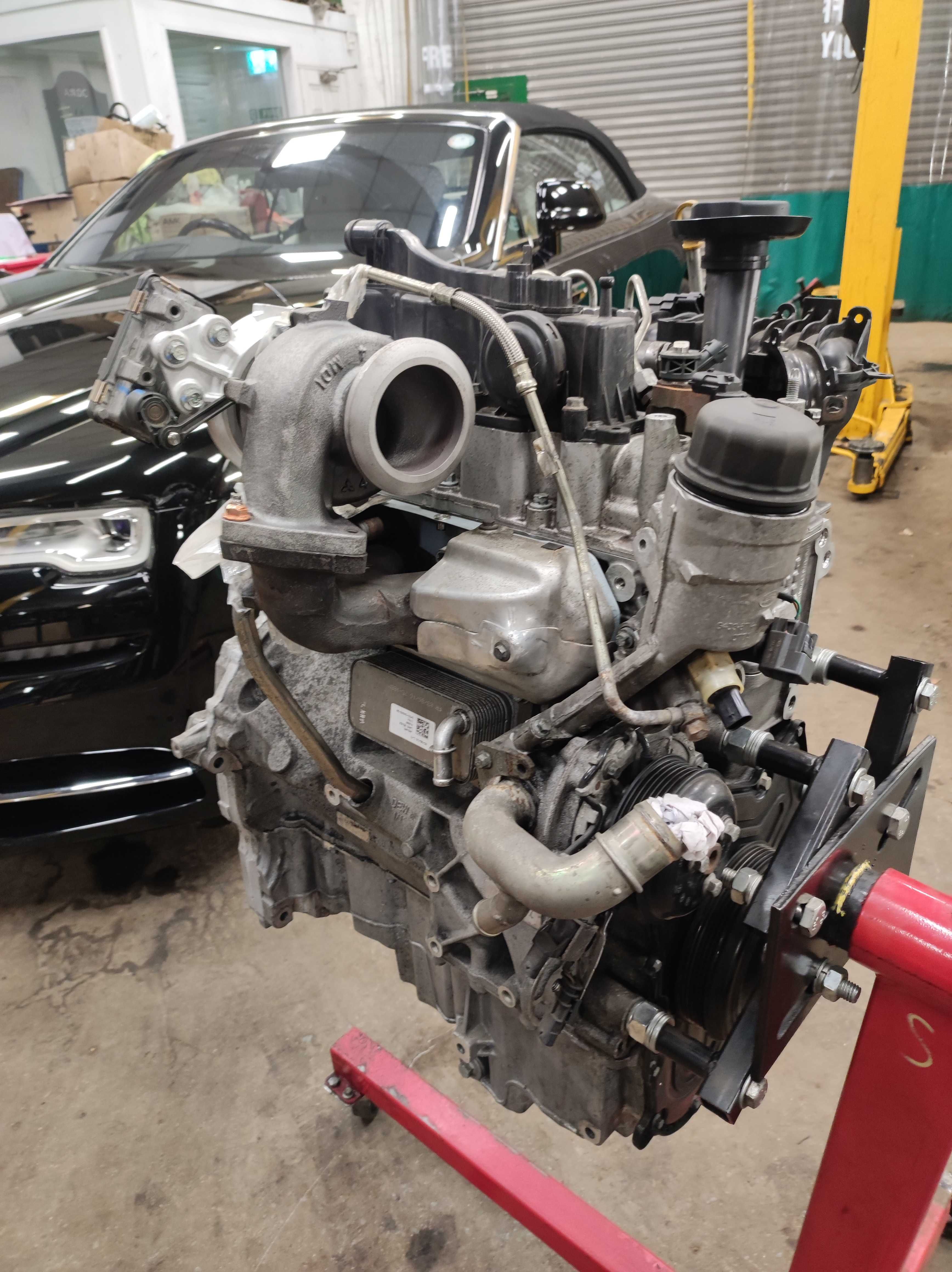 Regeneracja odbudowa silnika Jaguar, Range Rover 204DTD.  2.0 Ingenium