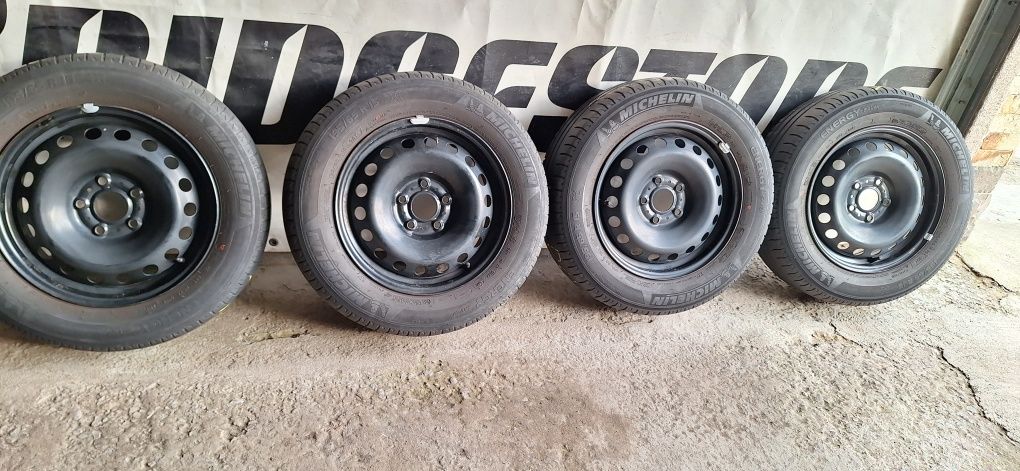 195/65R15 MICHELIN шини з дісками 5×108 ET 44 Dia 60.1 mm