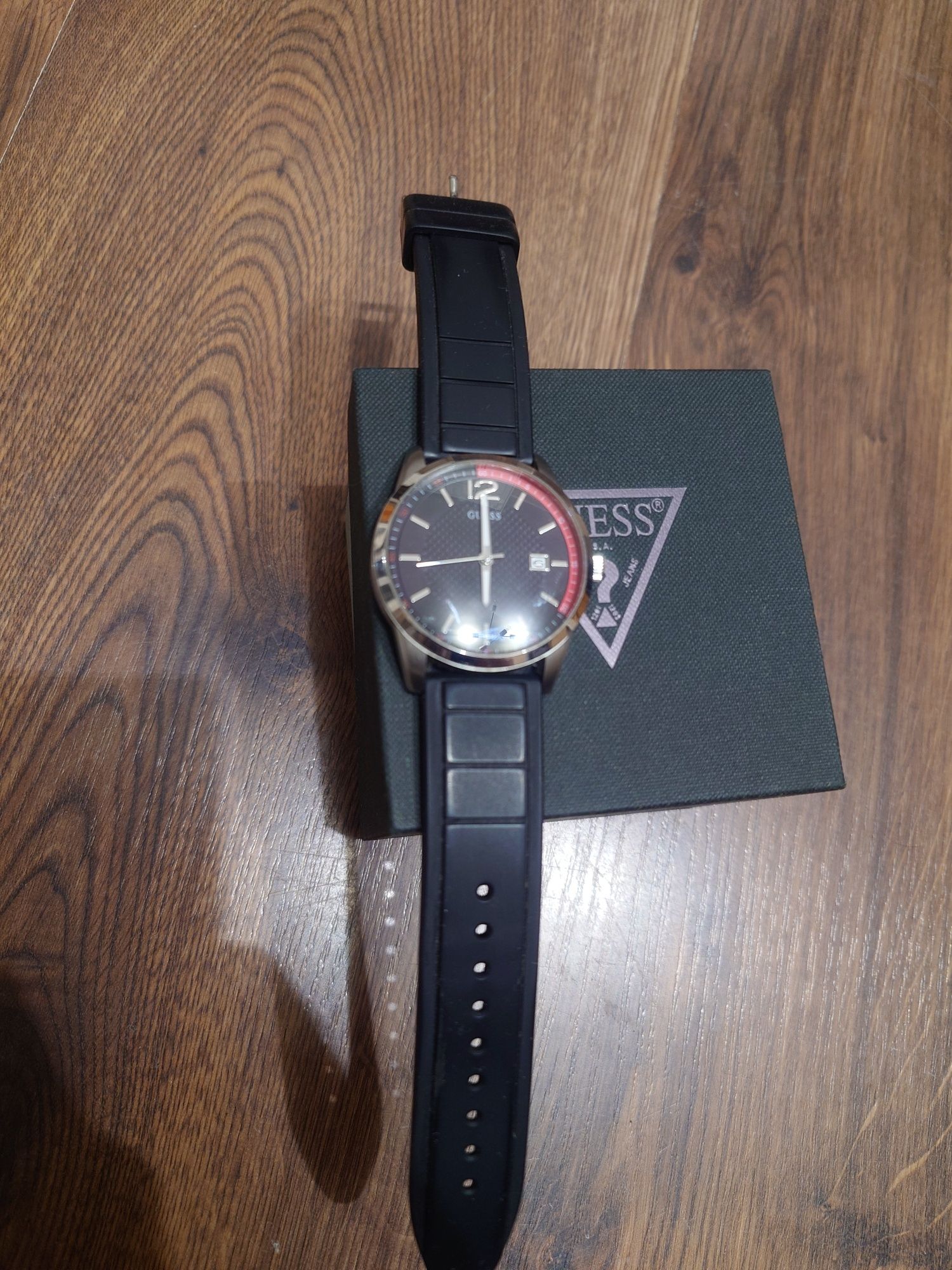 Zegarek Guess...