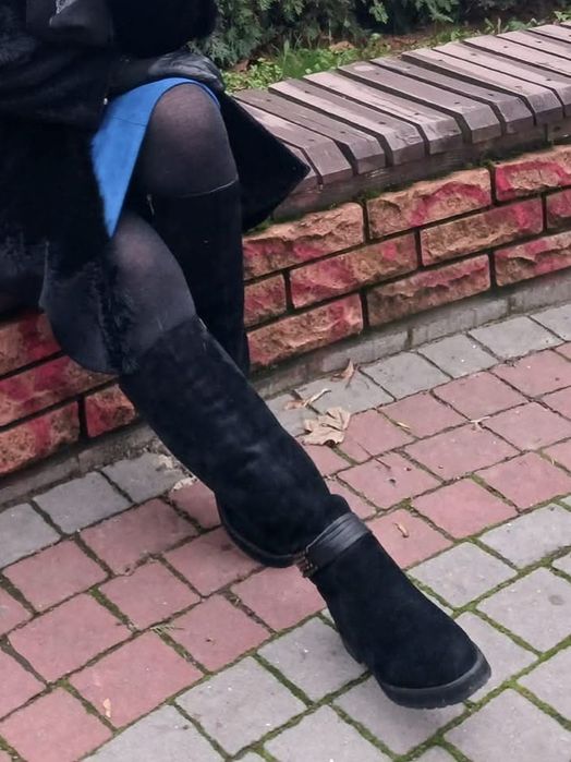 Зимние женские сапоги