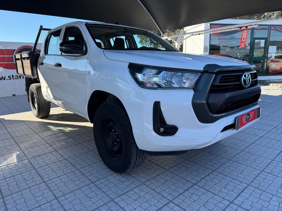 Toyota Hilux 2.4 D-4D 4WD CD CH