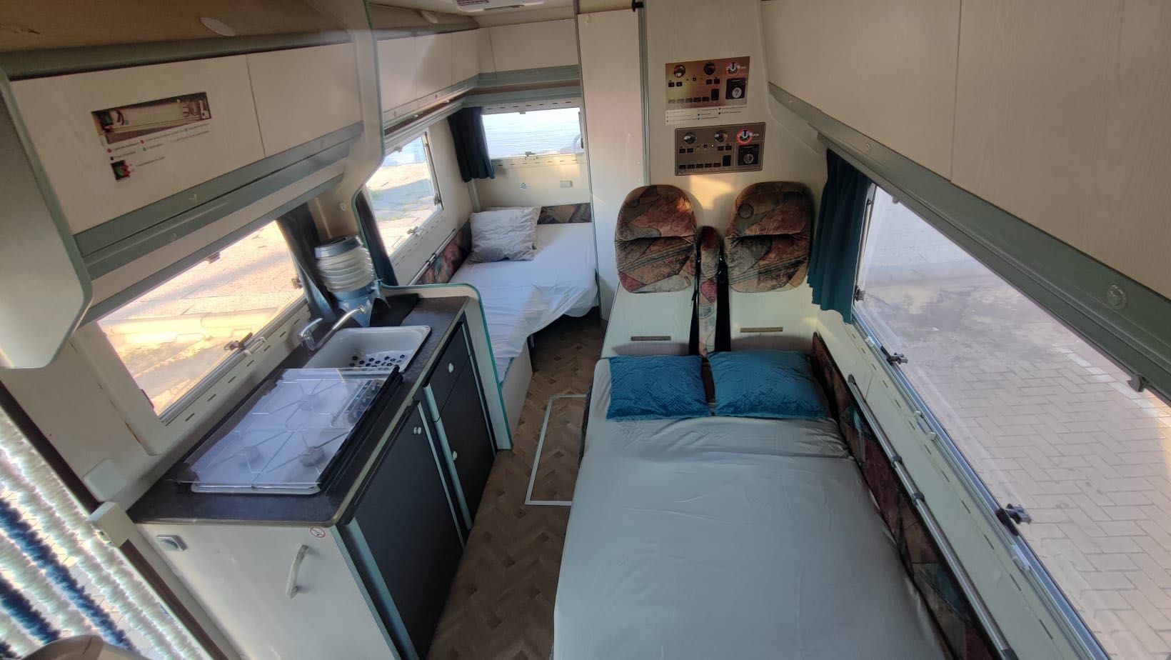 Autocaravana Familiar à Venda: Aceito retoma, Pronta para Novas Aventu