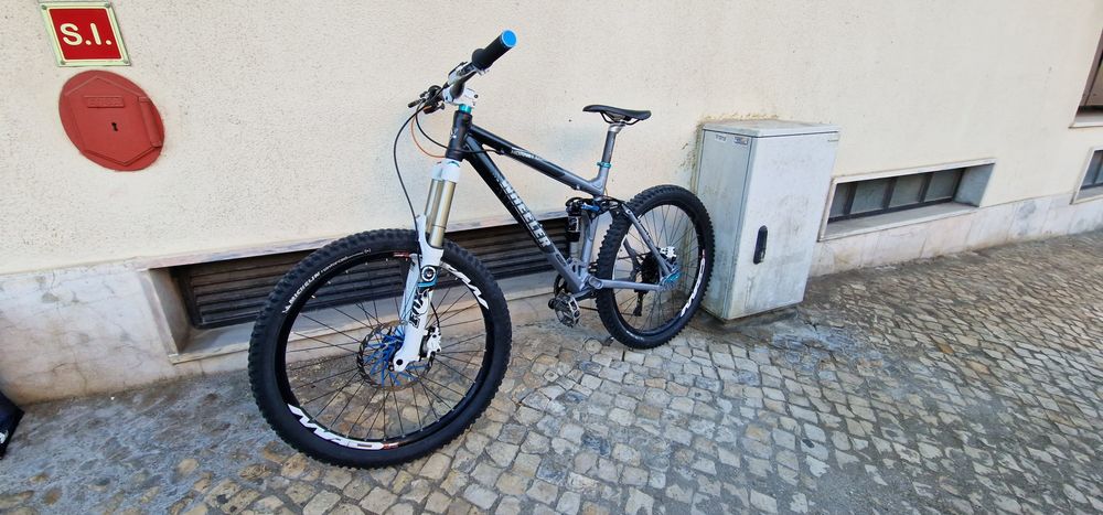 Wheeler hornet comp VALOR FIXO